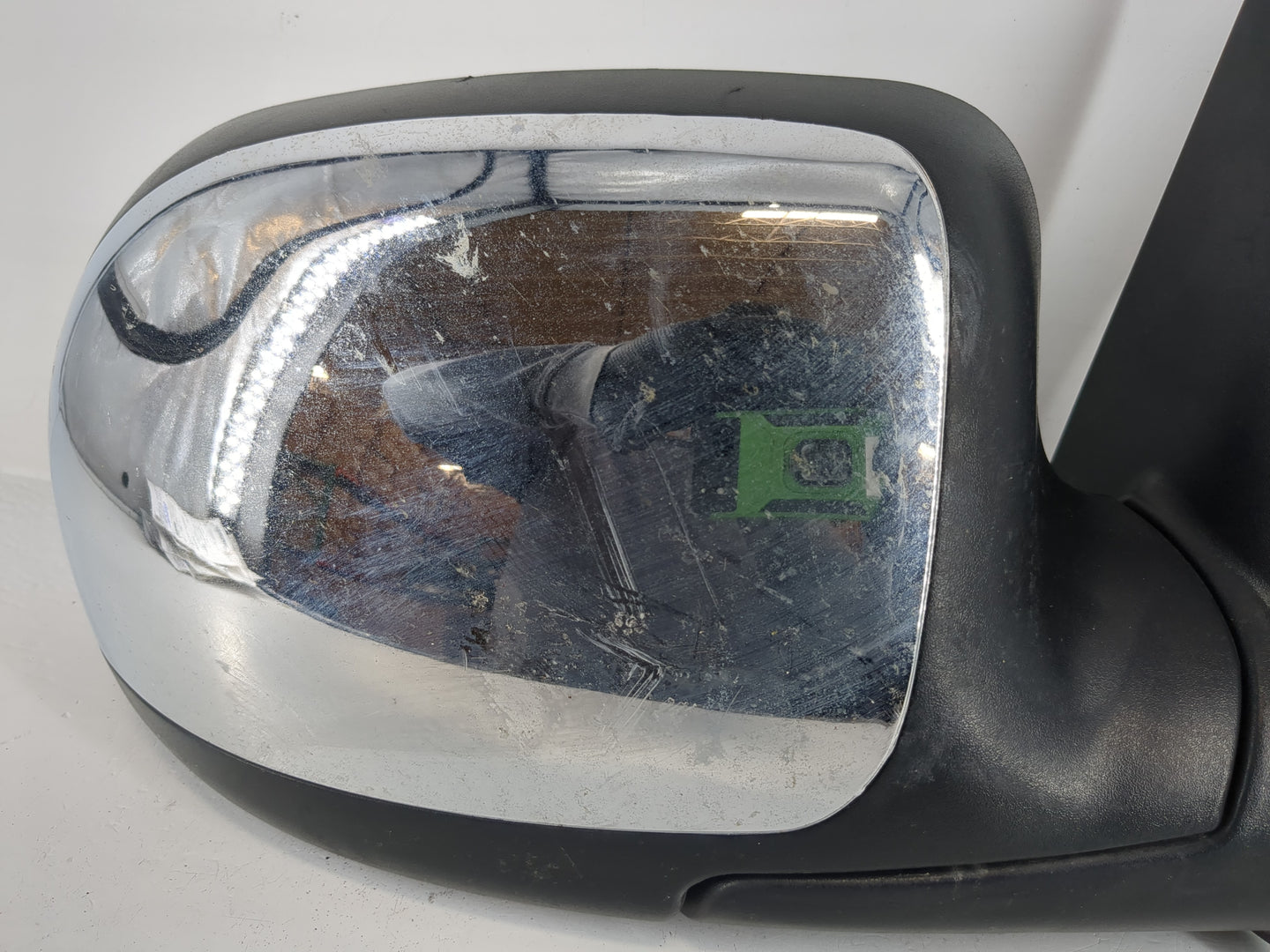 1999-2002 Chevrolet Silverado 1500 Passenger Side View Mirror - Right Door Mirror OEM Used - Oemusedautoparts1.com