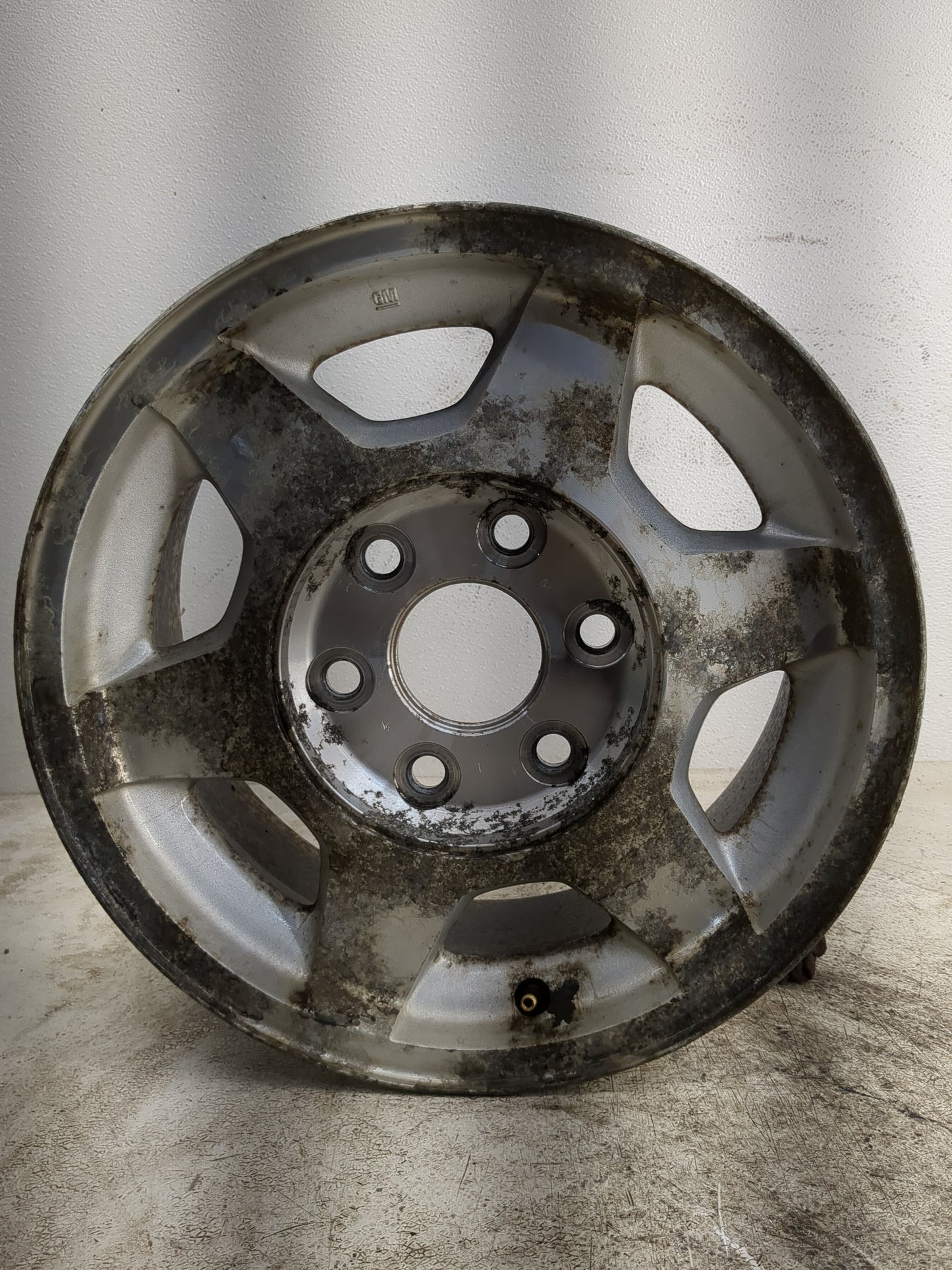 1999-2002 Chevrolet Silverado 1500 Oem Wheel Rim - Oemusedautoparts1.com