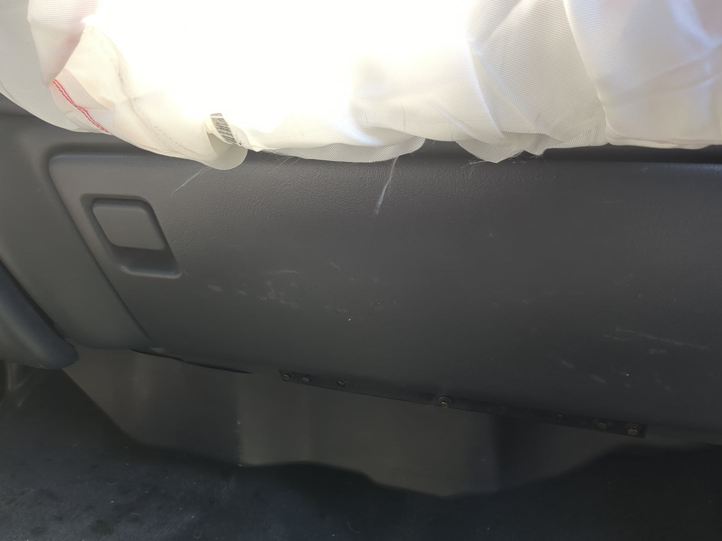 2000 CHEVROLET SILVERADO 1500 Glove Box Door Storage Compartment - Oemusedautoparts1.com