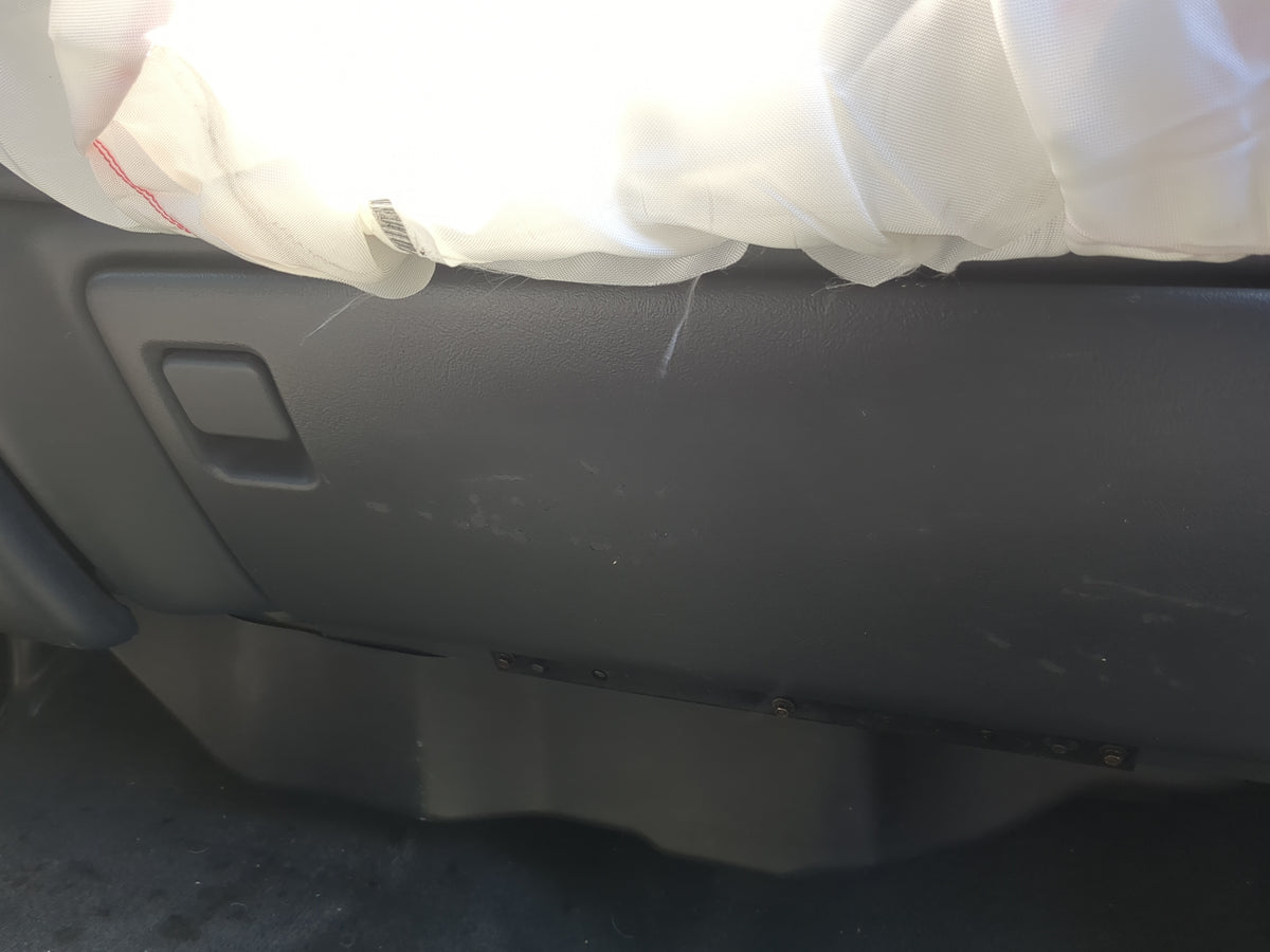 2000 CHEVROLET SILVERADO 1500 Glove Box Door Storage Compartment - Oemusedautoparts1.com
