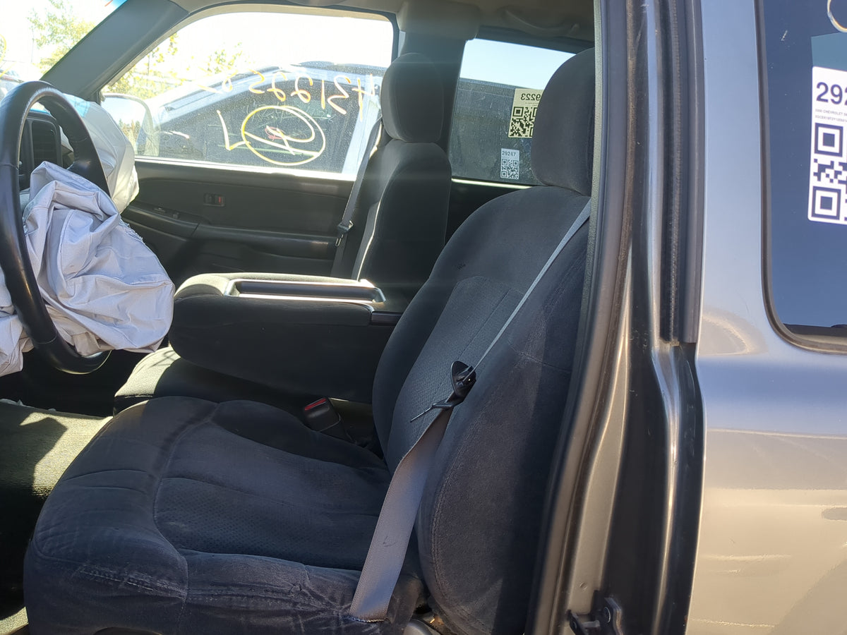 2000 Chevrolet Silverado 1500 Driver Front Seat Oem 1208433 - Oemusedautoparts1.com
