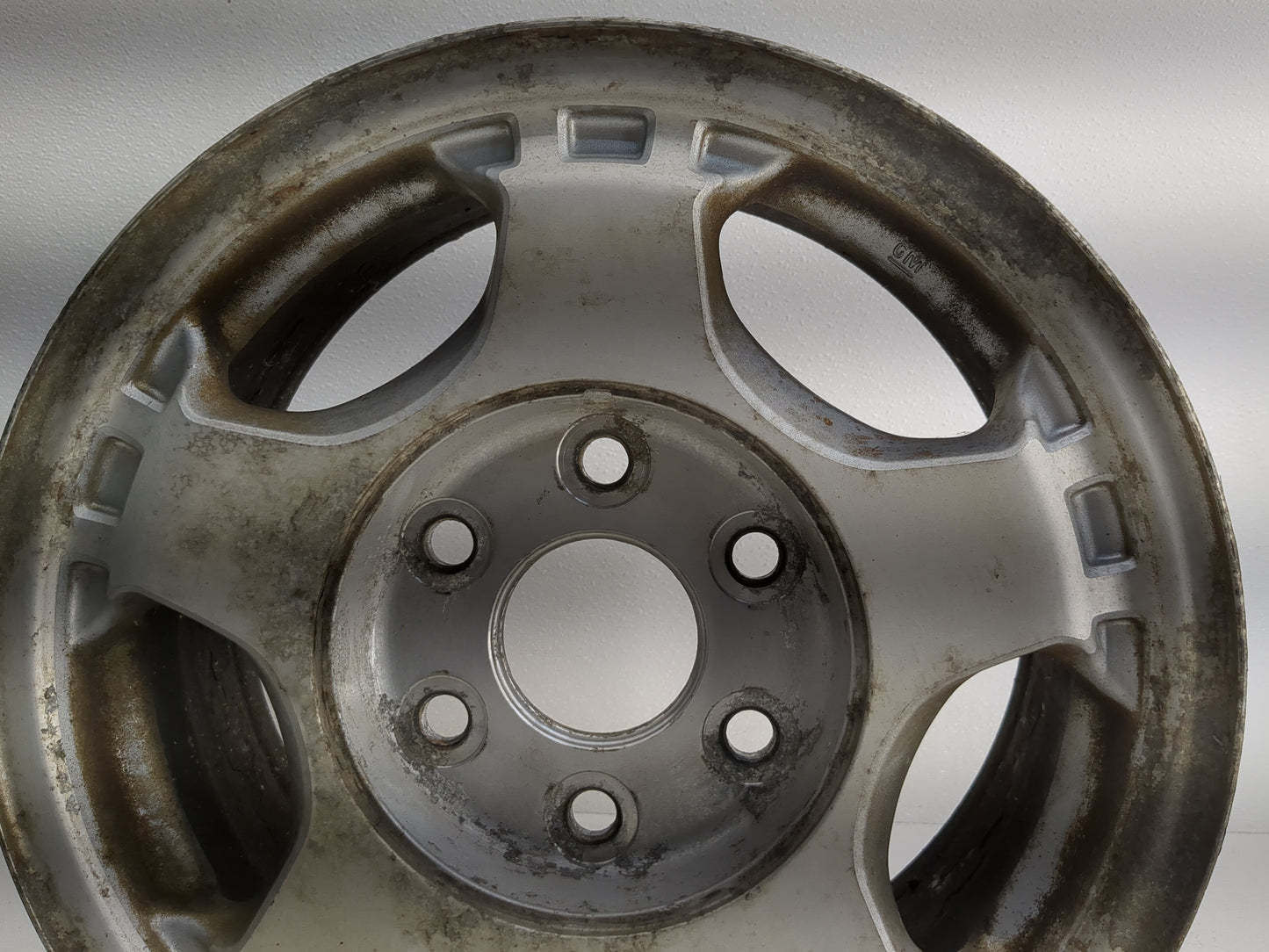 1999-2002 Chevrolet Silverado 1500 Oem Wheel Rim 1220934 - Oemusedautoparts1.com