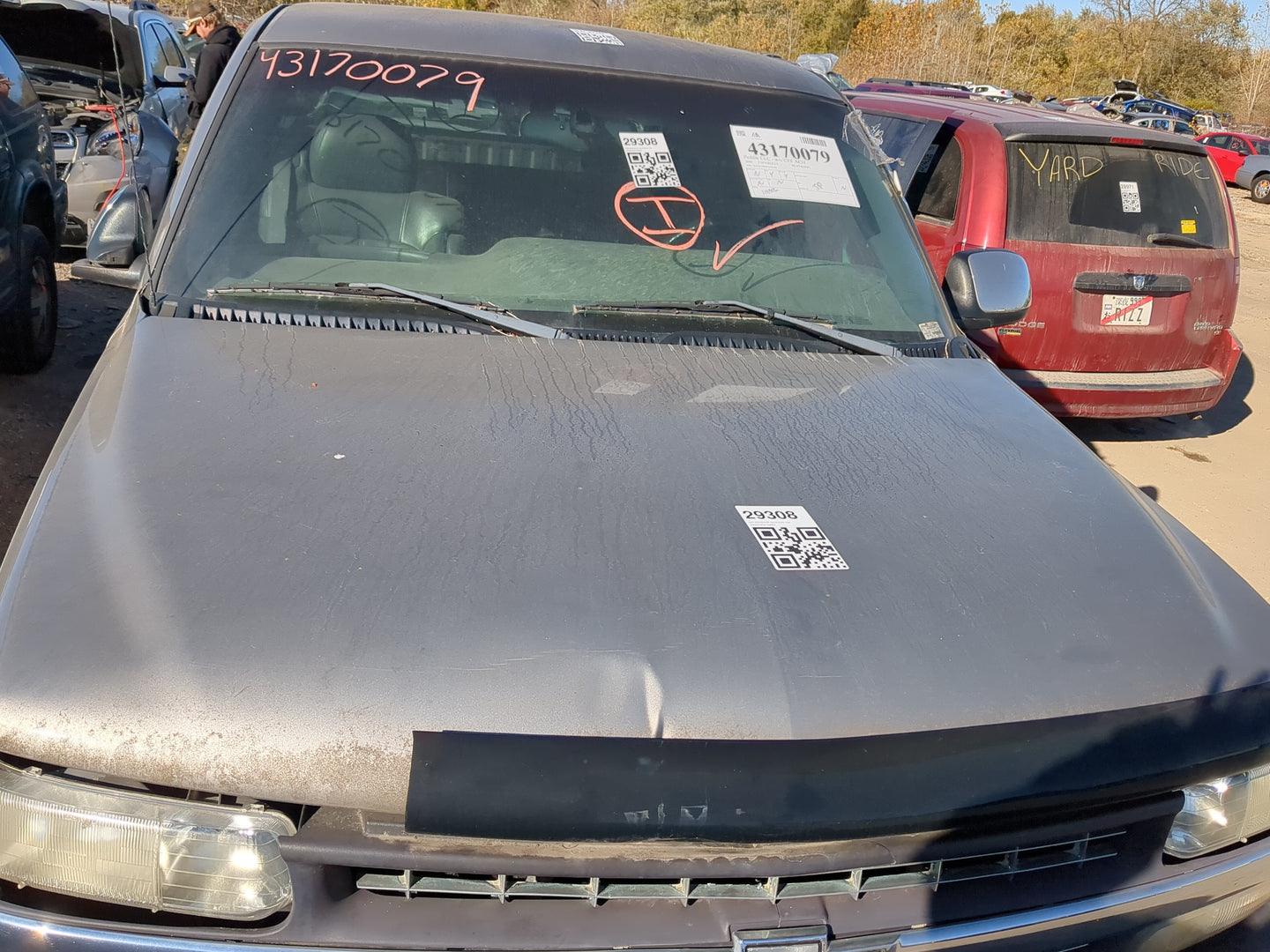 1999-2002 Chevrolet Silverado 1500 Hood Oem - Oemusedautoparts1.com