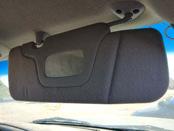 2000-2002 Chevrolet Silverado 1500 Sun Visor Shade Replacement Passenger Right Mirror Fits Fits 2000 2001 2002 OEM Used Auto Parts