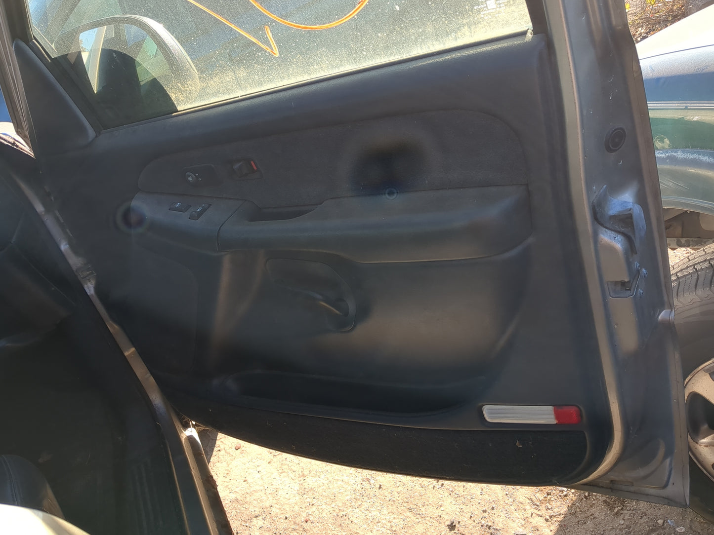 Door Panels 2000 CHEVROLET SILVERADO 1500 - Oemusedautoparts1.com