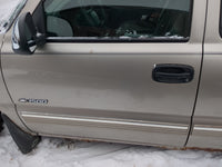 1999-2007 Chevrolet Silverado 1500 Driver Front Door Oem 1250255 - Oemusedautoparts1.com