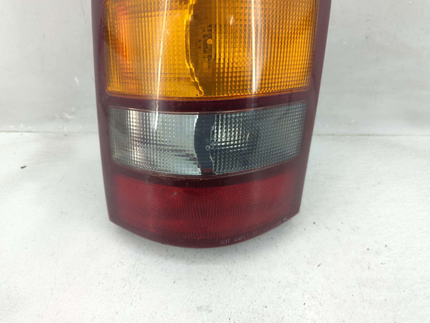 1999-2002 Chevrolet Silverado 1500 Tail Light Assembly Driver Left OEM P/N:16524515 Fits Fits 1999 2000 2001 2002 2003 OEM U
