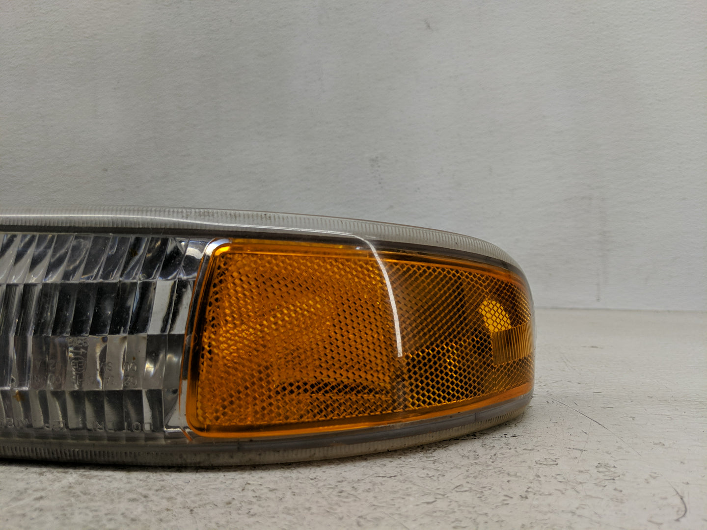1999-2002 Chevrolet Silverado 1500 Passenger Right Oem Front Light Lamp - Oemusedautoparts1.com