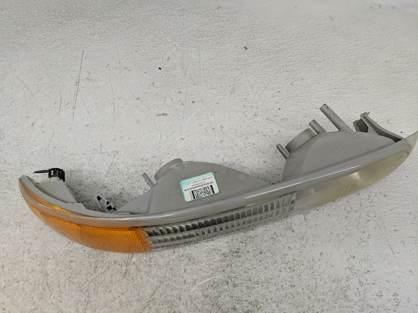 1999-2002 Chevrolet Silverado 1500 Driver Left Oem Front Light Lamp - Oemusedautoparts1.com
