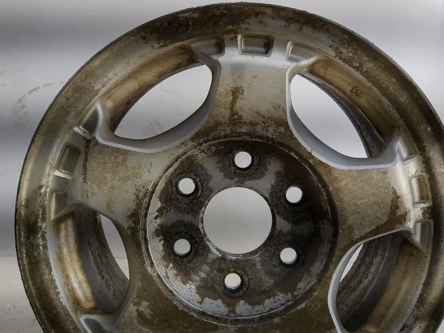 1999-2002 Chevrolet Silverado 1500 Oem Wheel Rim 1373856 - Oemusedautoparts1.com