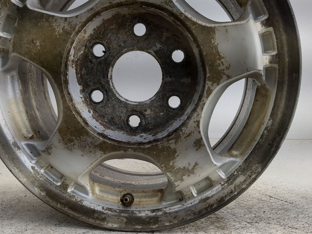 1999-2002 Chevrolet Silverado 1500 Oem Wheel Rim 1373858 - Oemusedautoparts1.com