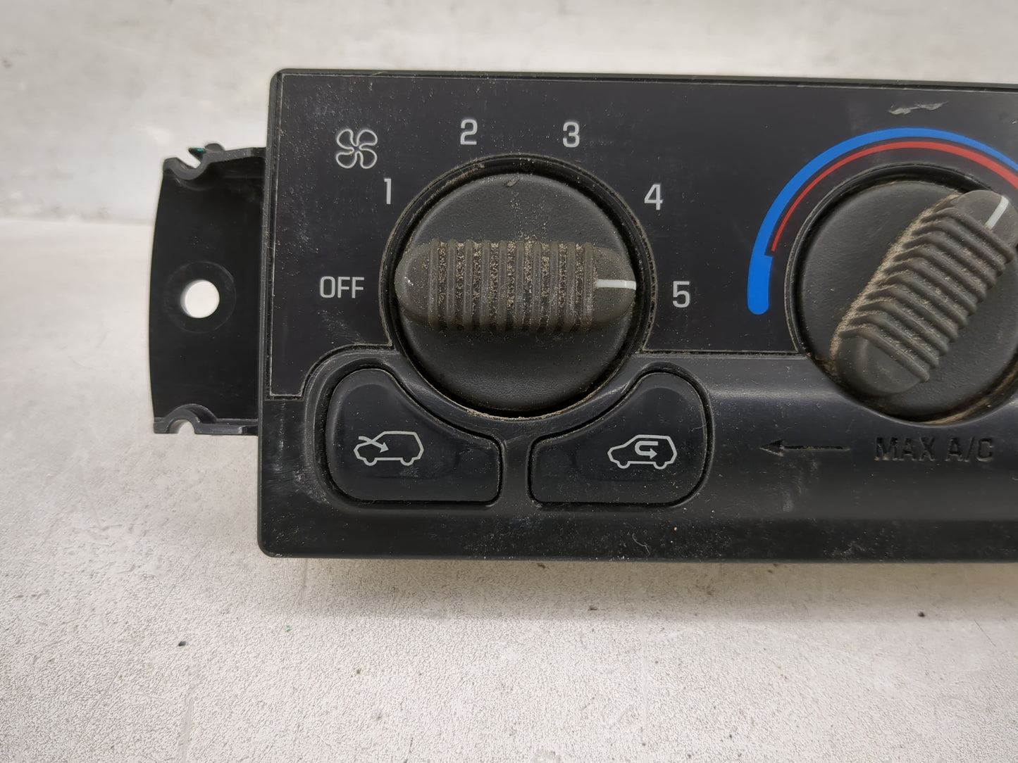 1999-2002 Chevrolet Silverado 1500 Climate Control Module Temperature AC/Heater Replacement P/N:15054697 Fits OEM Used Auto 