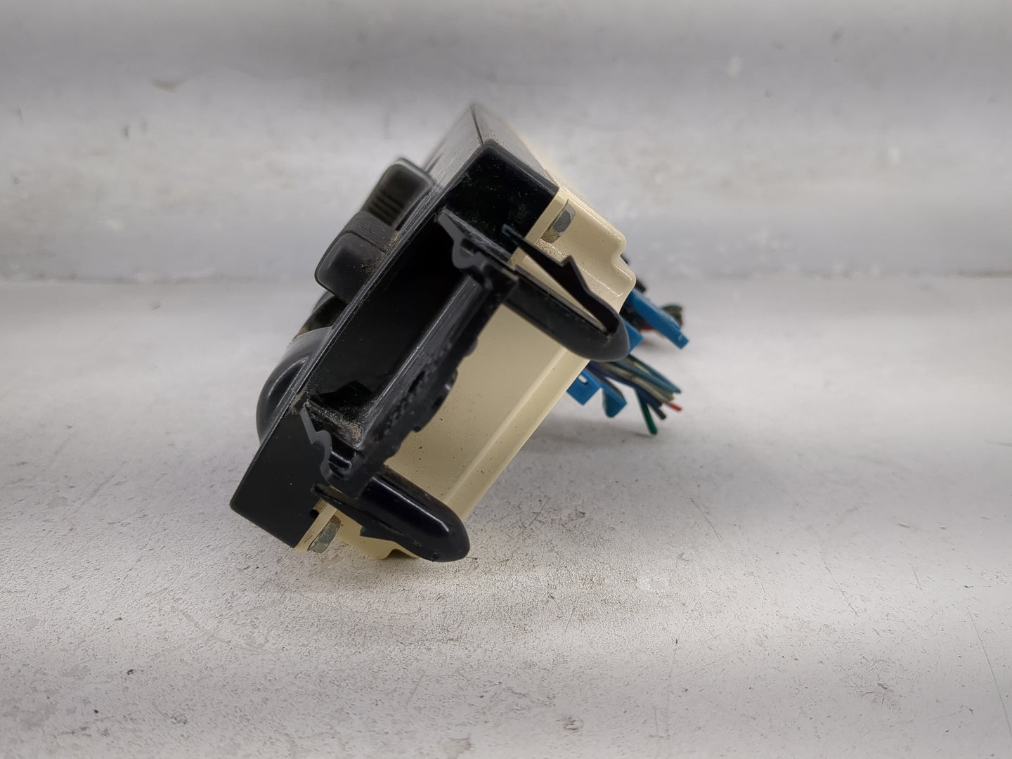 1999-2002 Chevrolet Silverado 1500 Climate Control Module Temperature AC/Heater Replacement P/N:15054697 Fits OEM Used Auto 