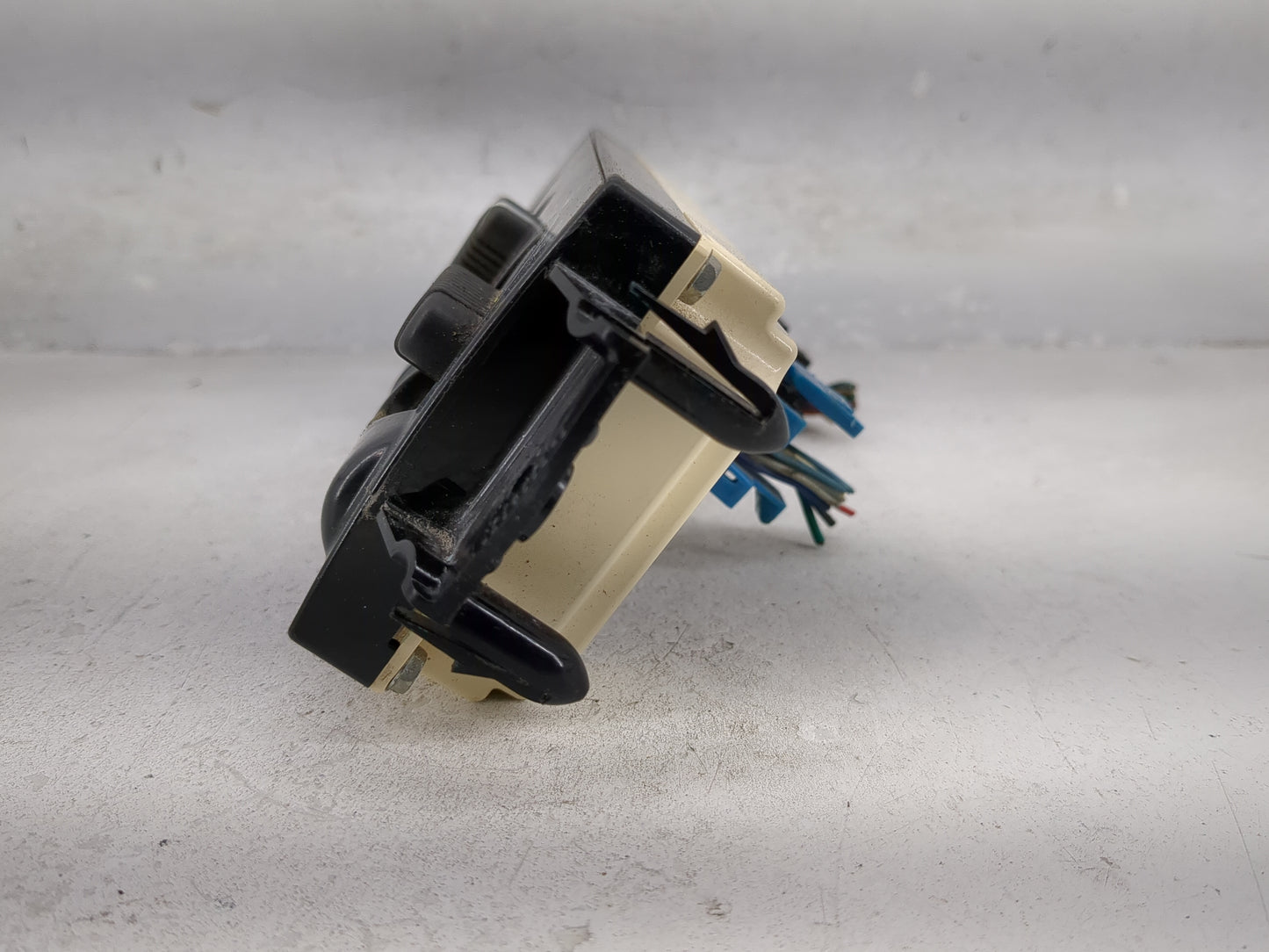 1999-2002 Chevrolet Silverado 1500 Climate Control Module Temperature AC/Heater Replacement P/N:15054697 Fits OEM Used Auto 