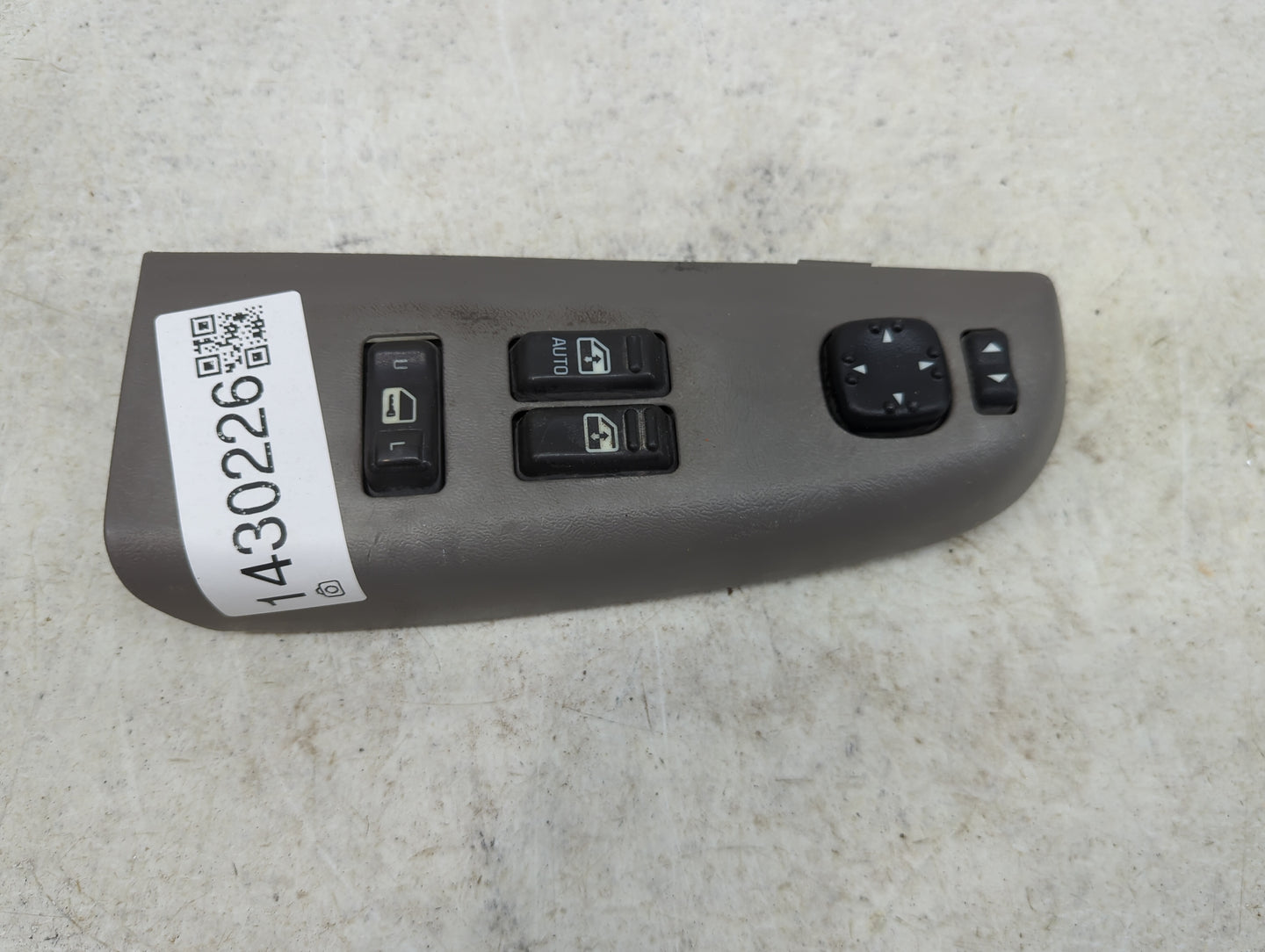 2000-2002 Chevrolet Silverado 1500 Master Power Window Switch Replacement Driver Side Left P/N:201142 Fits Fits 2000 2001 20