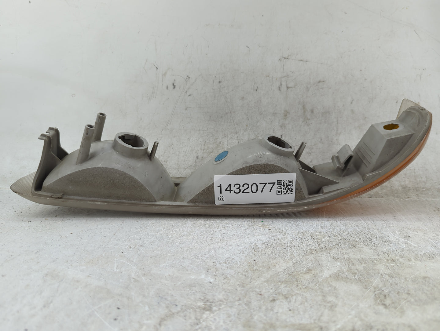 1999-2002 Chevrolet Silverado 1500 Passenger Right Oem Fog Light Lamp - Oemusedautoparts1.com