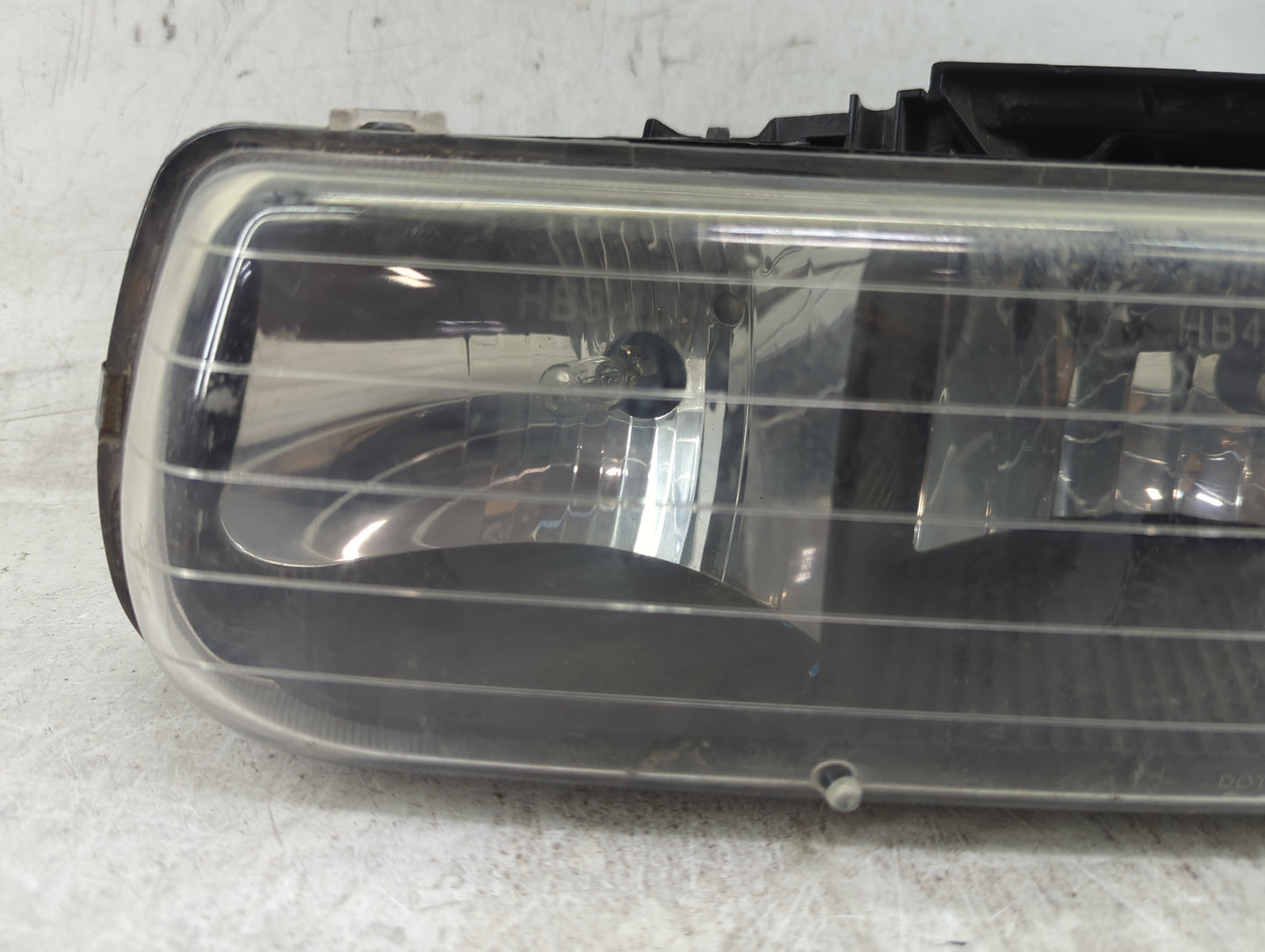 1999 Silverado 1500 Passenger Right Oem Head Light Headlight Lamp - Oemusedautoparts1.com