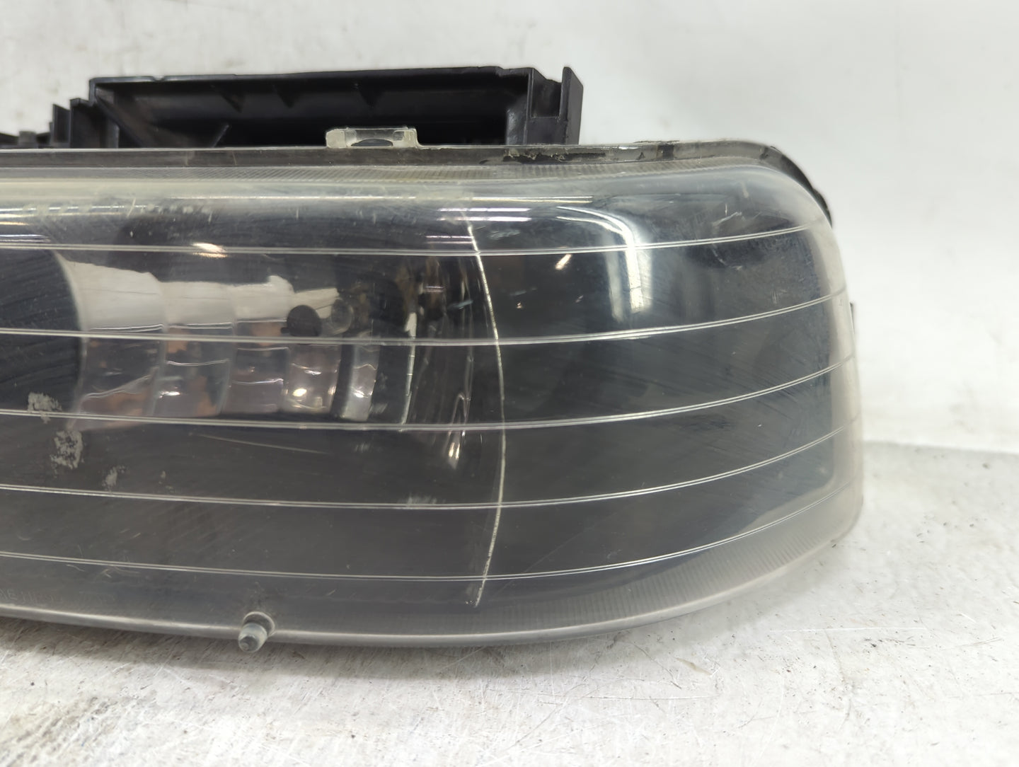 1999 Silverado 1500 Passenger Right Oem Head Light Headlight Lamp - Oemusedautoparts1.com