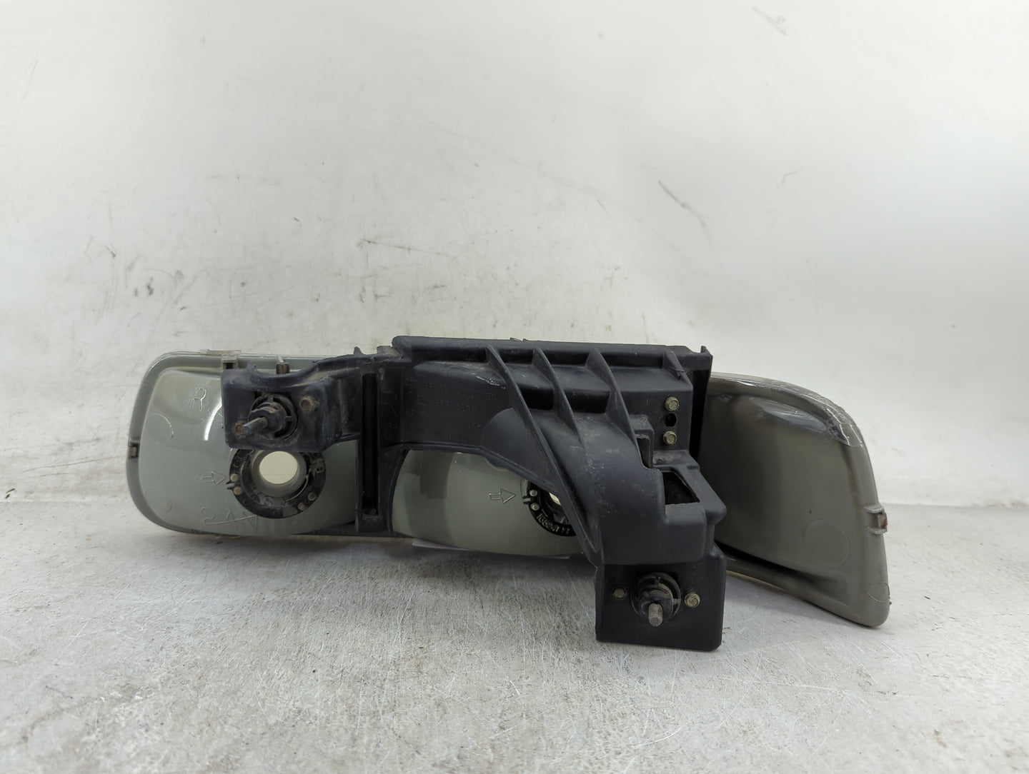 1999 Silverado 1500 Passenger Right Oem Head Light Headlight Lamp - Oemusedautoparts1.com