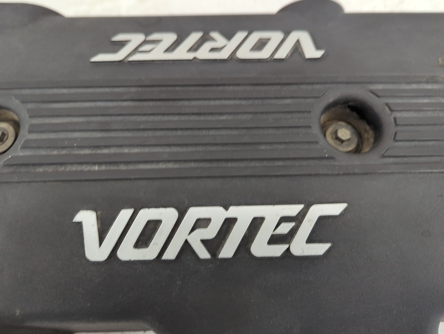 2000 Chevrolet Silverado 1500 Engine Cover 1432226 - Oemusedautoparts1.com