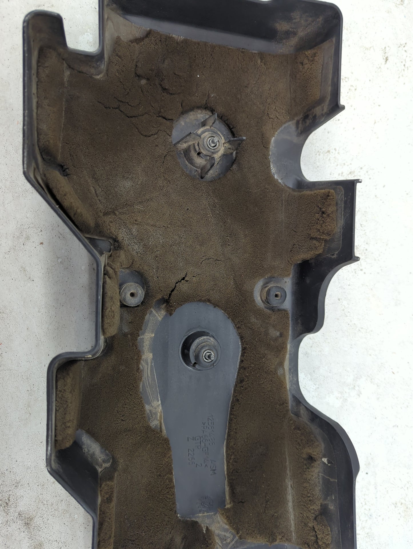 2000 Chevrolet Silverado 1500 Engine Cover 1432226 - Oemusedautoparts1.com