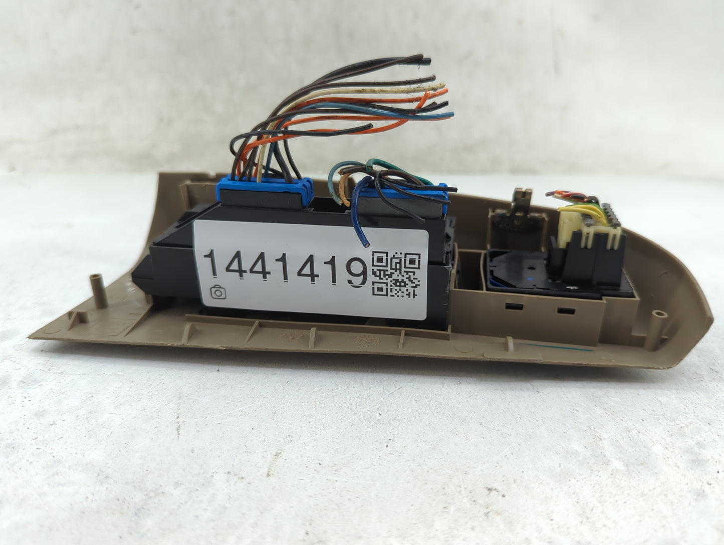 2000-2002 Chevrolet Silverado 1500 Master Power Window Switch Replacement Driver Side Left P/N:201142 Fits Fits 2000 2001 20