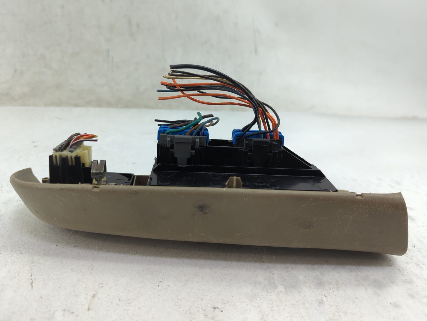 2000-2002 Chevrolet Silverado 1500 Master Power Window Switch Replacement Driver Side Left P/N:201142 Fits Fits 2000 2001 20