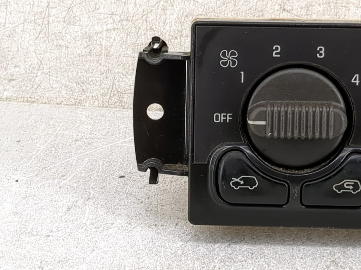 1999-2002 Chevrolet Silverado 1500 Climate Control Module Temperature AC/Heater Replacement P/N:15753264 Fits OEM Used Auto 