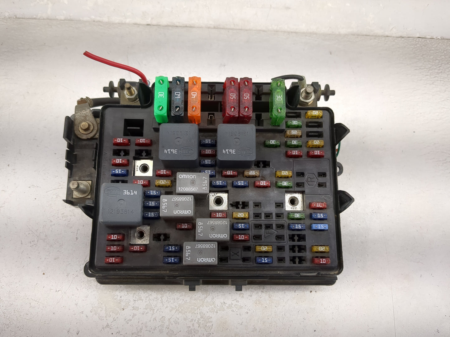 2000-2002 Chevrolet Silverado 1500 Fusebox Fuse Box Panel Relay Module P/N:12193614 12088567 Fits Fits 2000 2001 2002 OEM Us