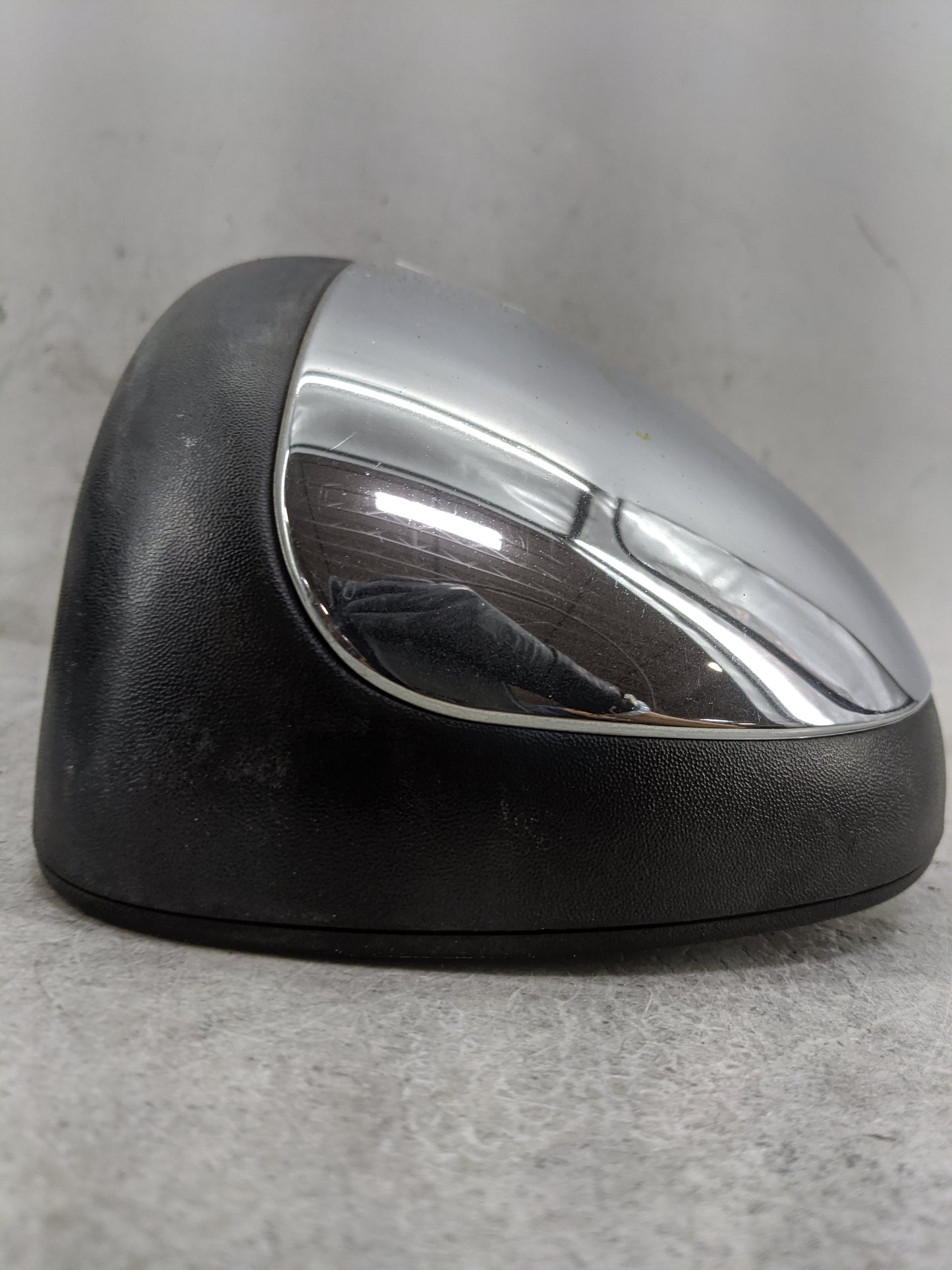 1999-2002 Chevrolet Silverado 1500 Driver Side View Mirror - Left Door Mirror OEM Used - Oemusedautoparts1.com