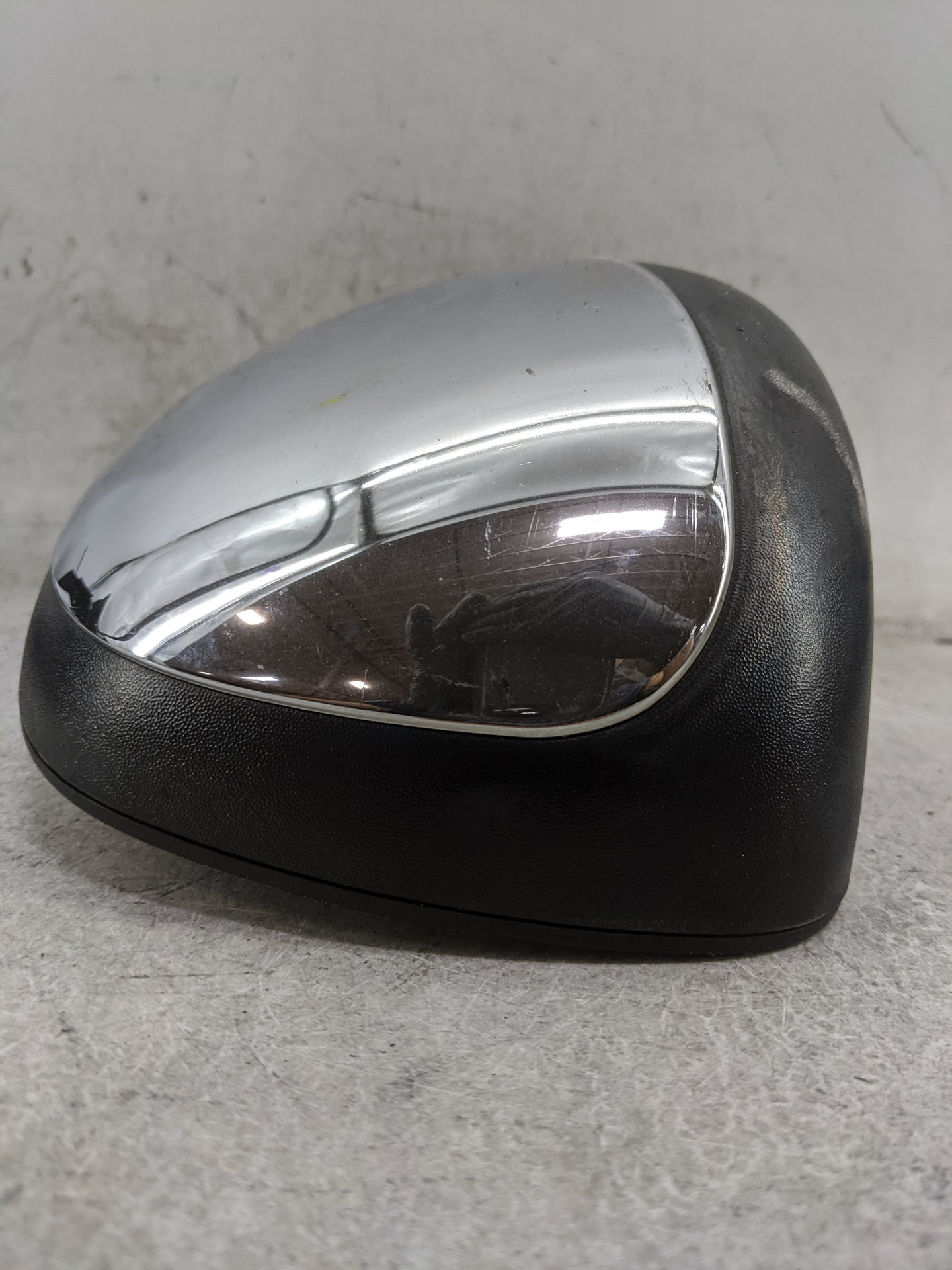 1999-2002 Chevrolet Silverado 1500 Am Fm Cd Player Radio Receiver Chrome - Oemusedautoparts1.com