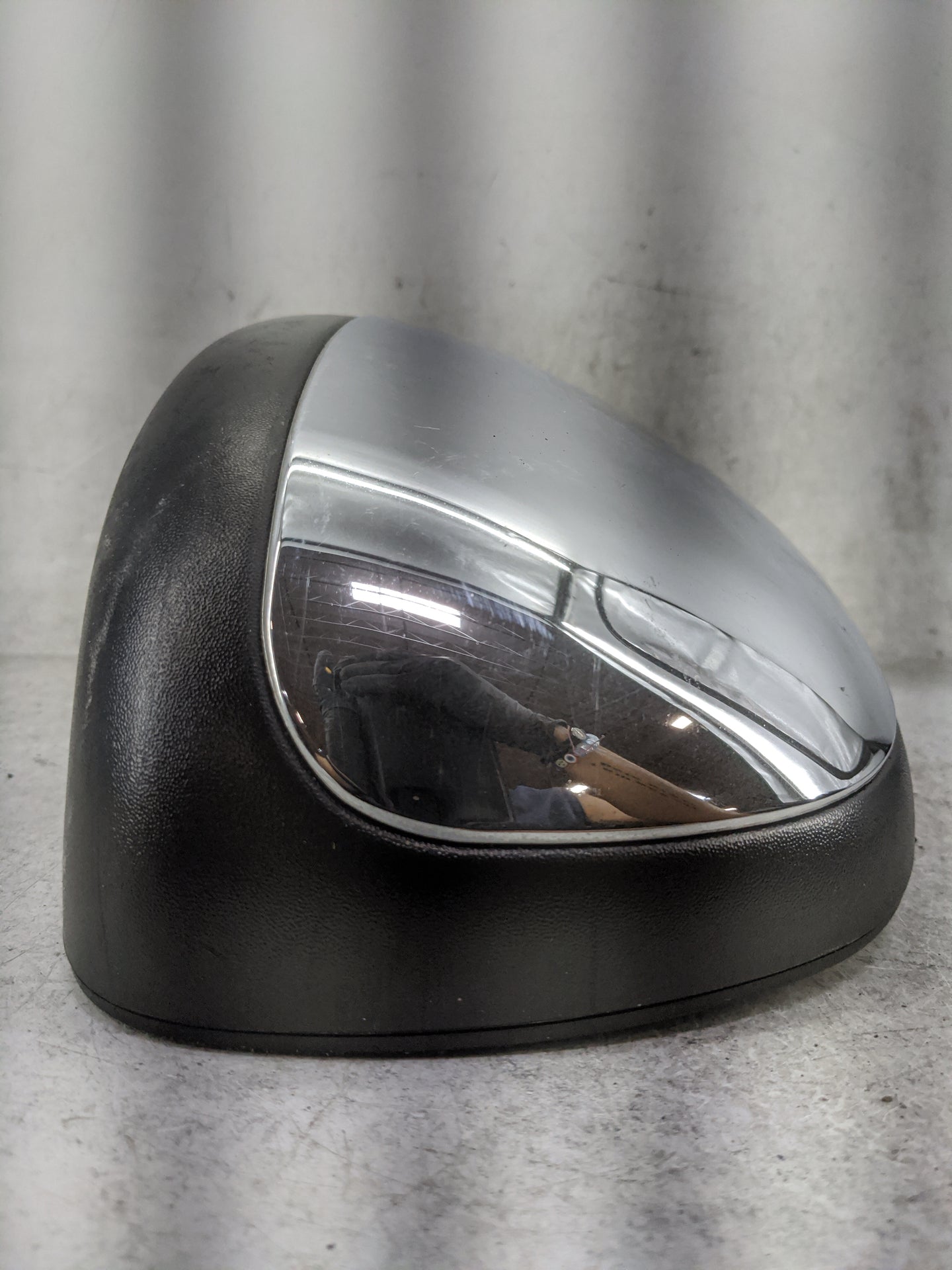 1999-2002 Chevrolet Silverado 1500 Driver Side View Mirror - Left Door Mirror OEM Used - Oemusedautoparts1.com