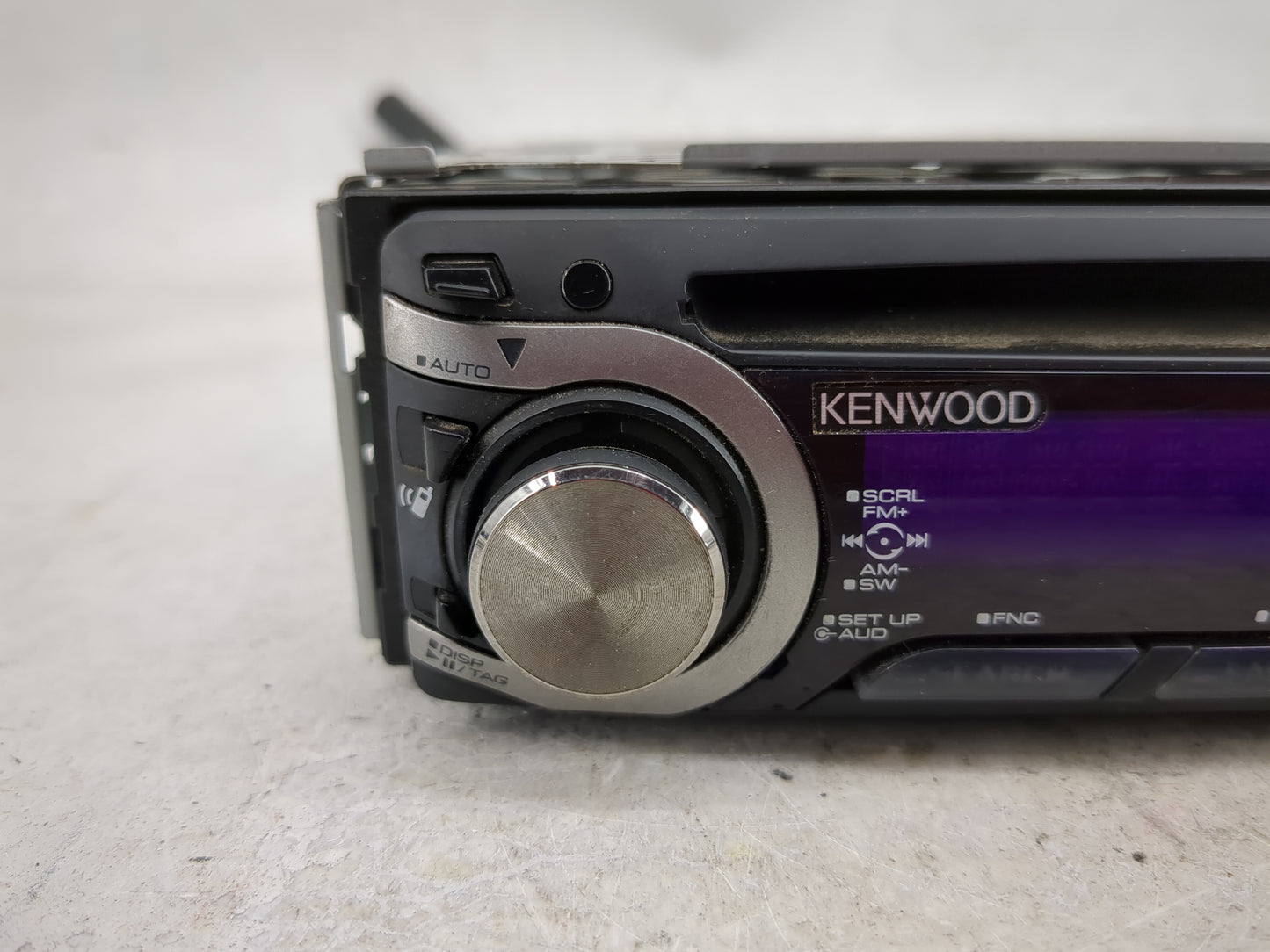 2000 Chevrolet Silverado 1500 Radio AM FM Cd Player Receiver Replacement P/N:KDC-BT742U 90906012 Fits OEM Used Auto Parts - 