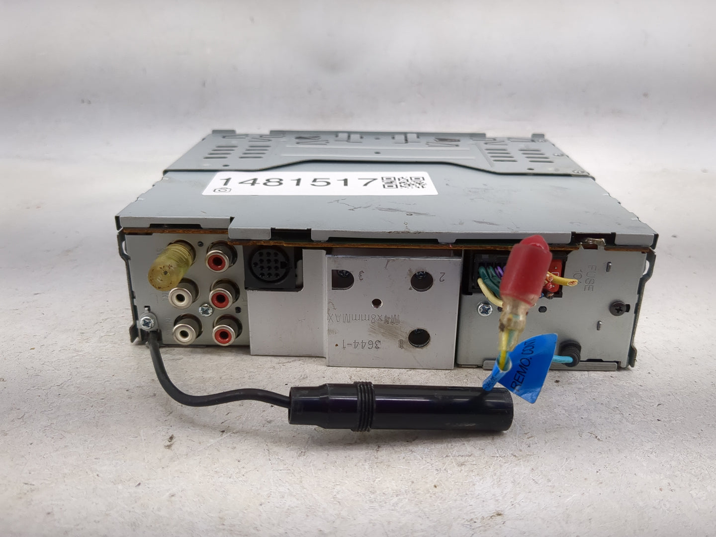 2000 Chevrolet Silverado 1500 Radio AM FM Cd Player Receiver Replacement P/N:KDC-BT742U 90906012 Fits OEM Used Auto Parts - 