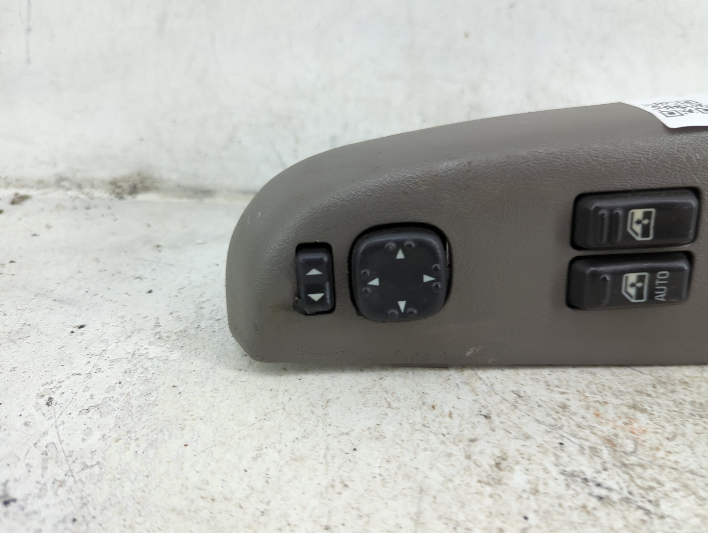 2000-2002 Chevrolet Silverado 1500 Master Power Window Switch Replacement Driver Side Left Fits Fits 2000 2001 2002 OEM Used