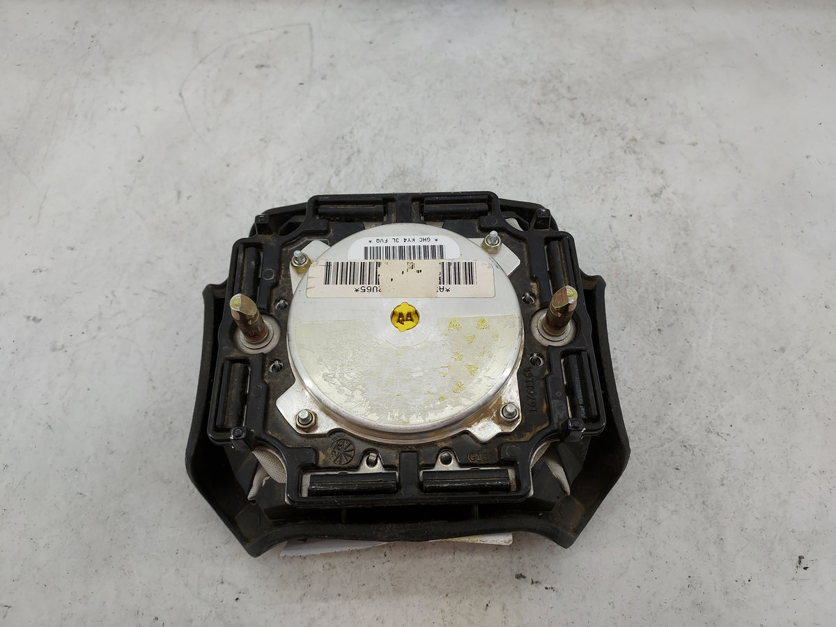2000 Chevrolet Silverado 1500 Air Bag Driver Left Steering Wheel Mounted 1499395 - Oemusedautoparts1.com