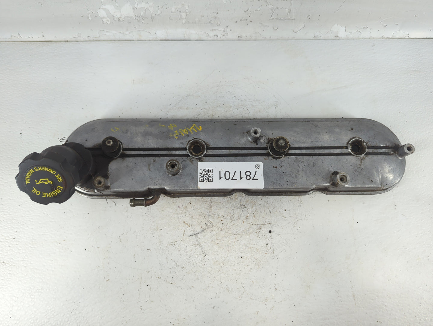2000 Chevrolet Silverado 1500 Passenger Right Cylinder Head Valve Cover P/N:12559897 Fits OEM Used Auto Parts - Oemusedautop