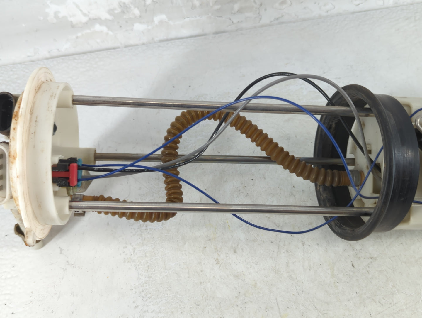 2000 Chevrolet Silverado 1500 Electrical Gas Fuel Pump Assembly - Oemusedautoparts1.com