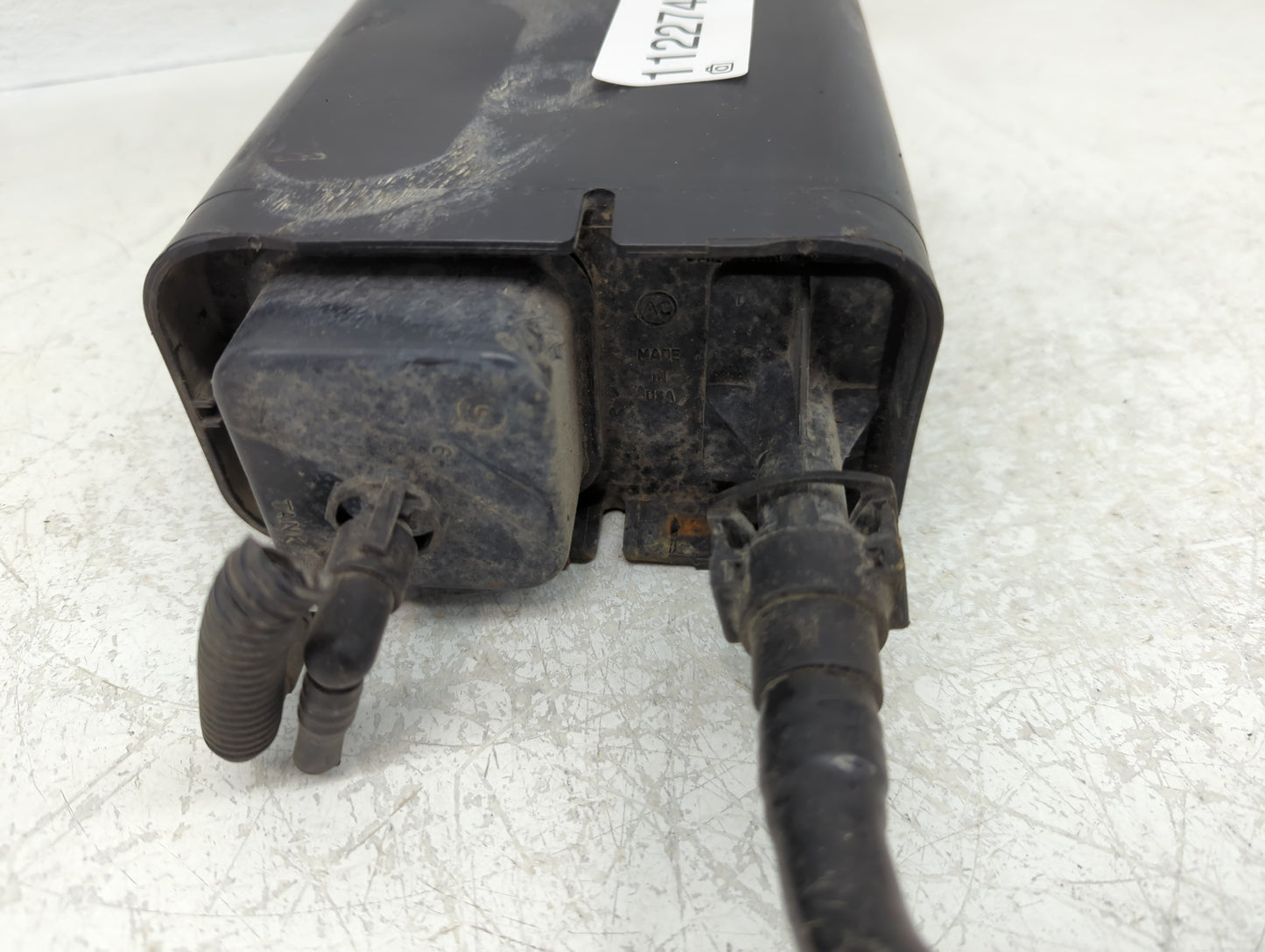 2000 Chevrolet Silverado 1500 Pickup Fuel Vapor Charcoal Canister - Oemusedautoparts1.com