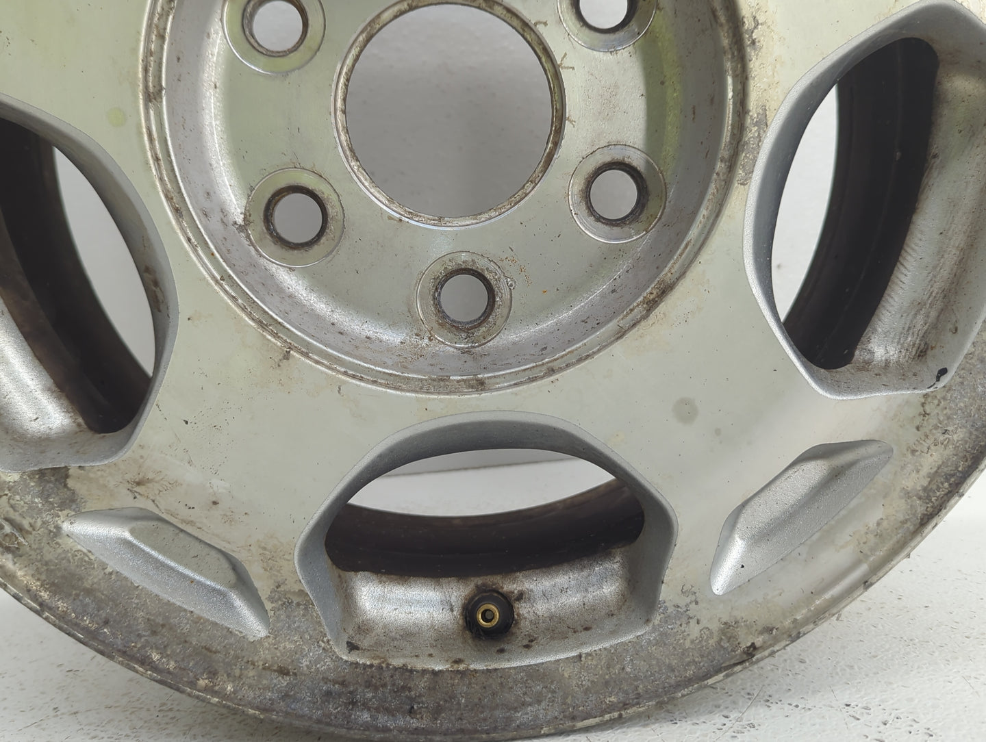 Chevrolet Silverado 1500 Pickup Oem Wheel Rim - Oemusedautoparts1.com