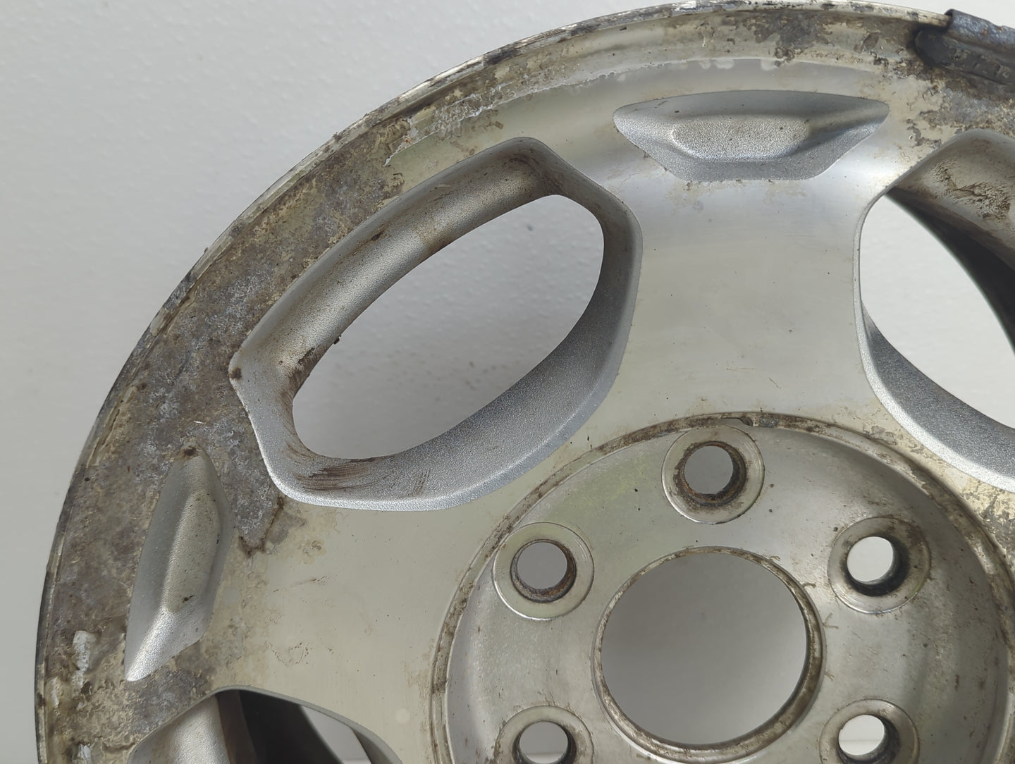 Chevrolet Silverado 1500 Pickup Oem Wheel Rim - Oemusedautoparts1.com