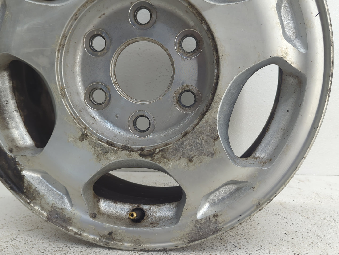 Chevrolet Silverado 1500 Pickup Wheel Rim Oem - Oemusedautoparts1.com
