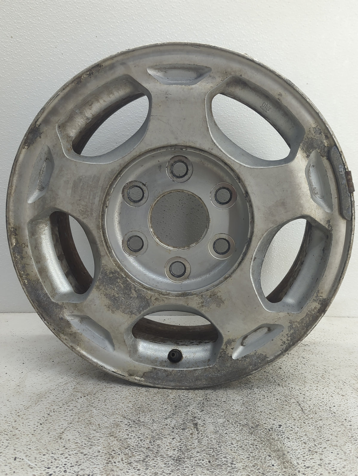 Chevrolet Silverado 1500 Pickup Oem Wheel Rim 835619 - Oemusedautoparts1.com