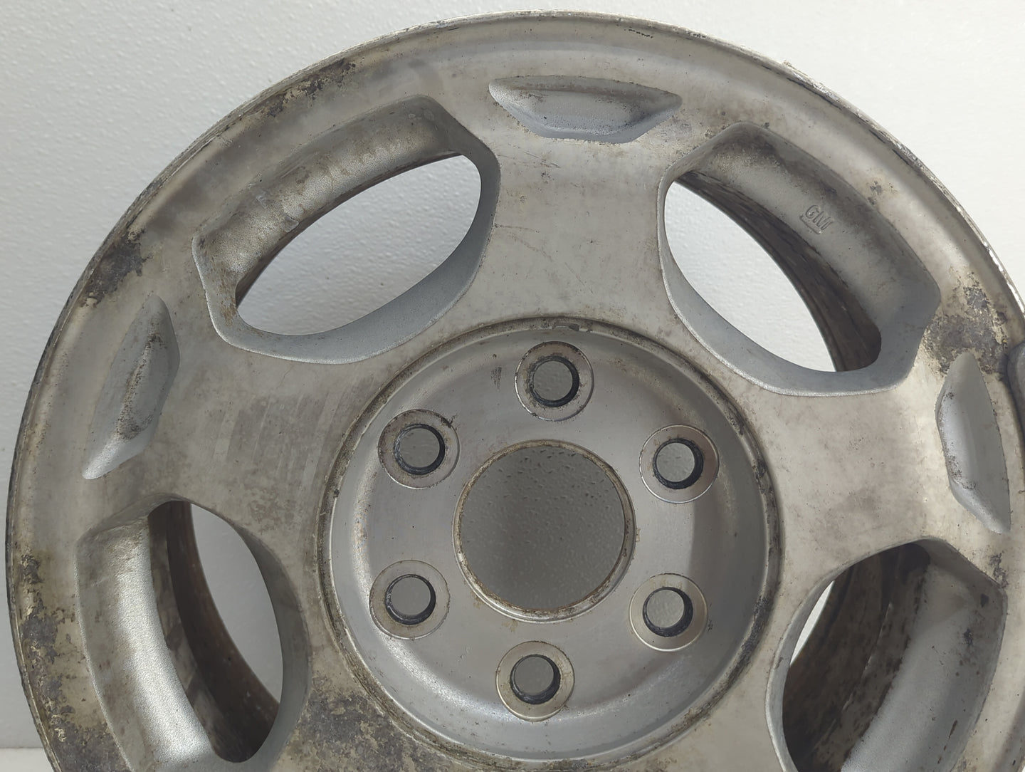 Chevrolet Silverado 1500 Pickup Oem Wheel Rim 835619 - Oemusedautoparts1.com