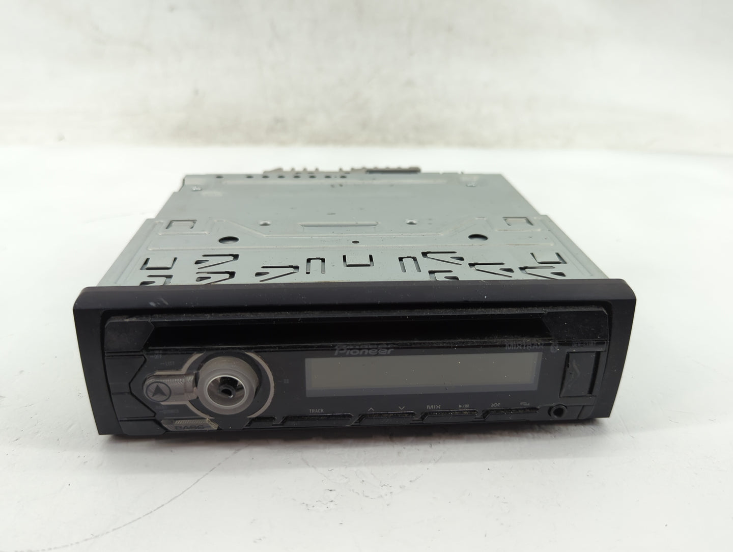 2000 Chevrolet Silverado 1500 Pickup Radio AM FM Cd Player Receiver Replacement Fits OEM Used Auto Parts - Oemusedautoparts1
