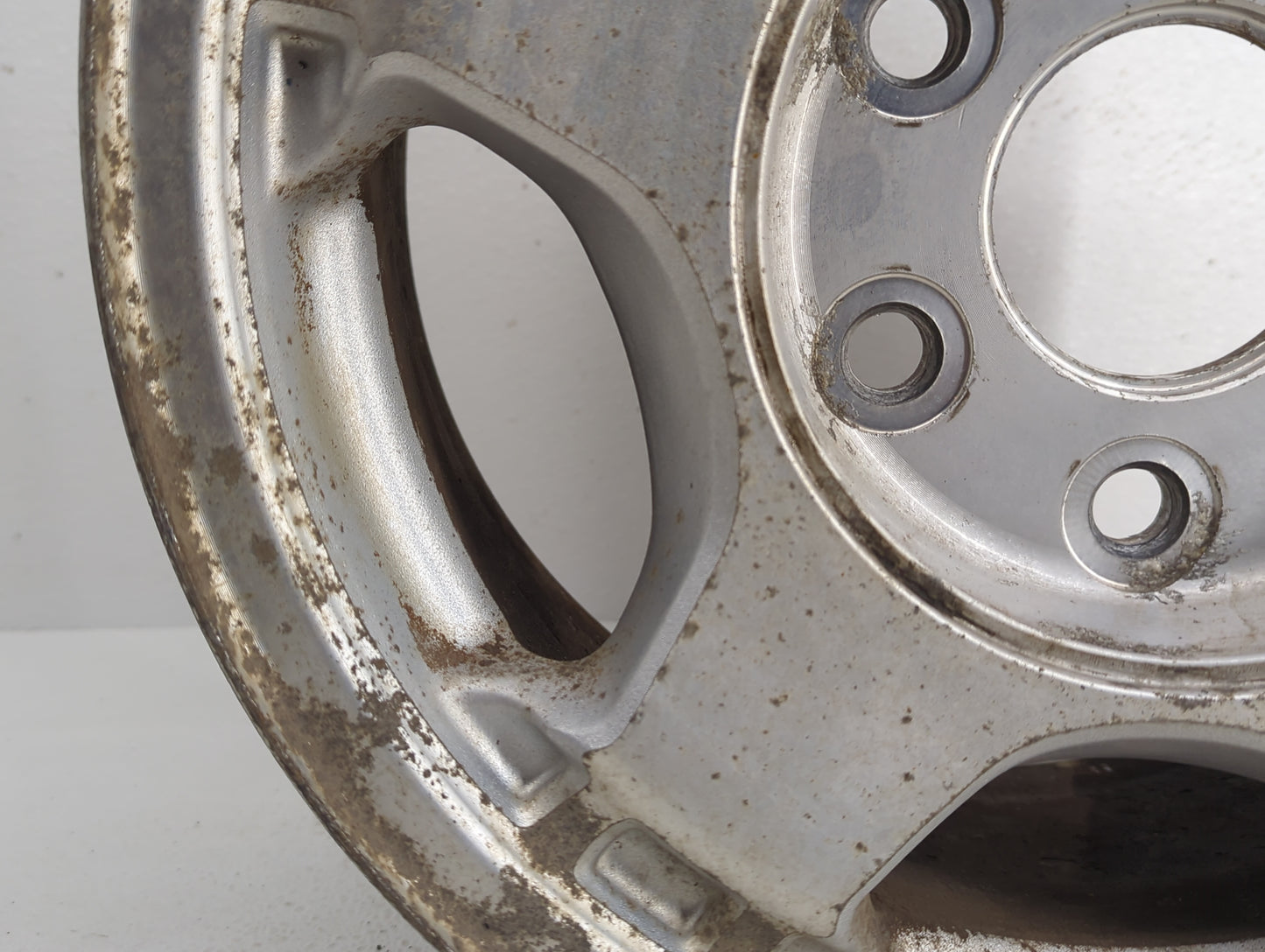Chevrolet Silverado 1500 Pickup Oem Wheel Rim 837672 - Oemusedautoparts1.com