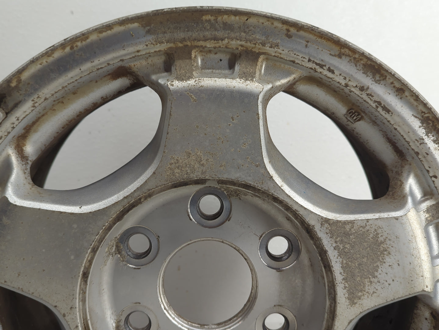 Chevrolet Silverado 1500 Pickup Oem Wheel Rim 837672 - Oemusedautoparts1.com