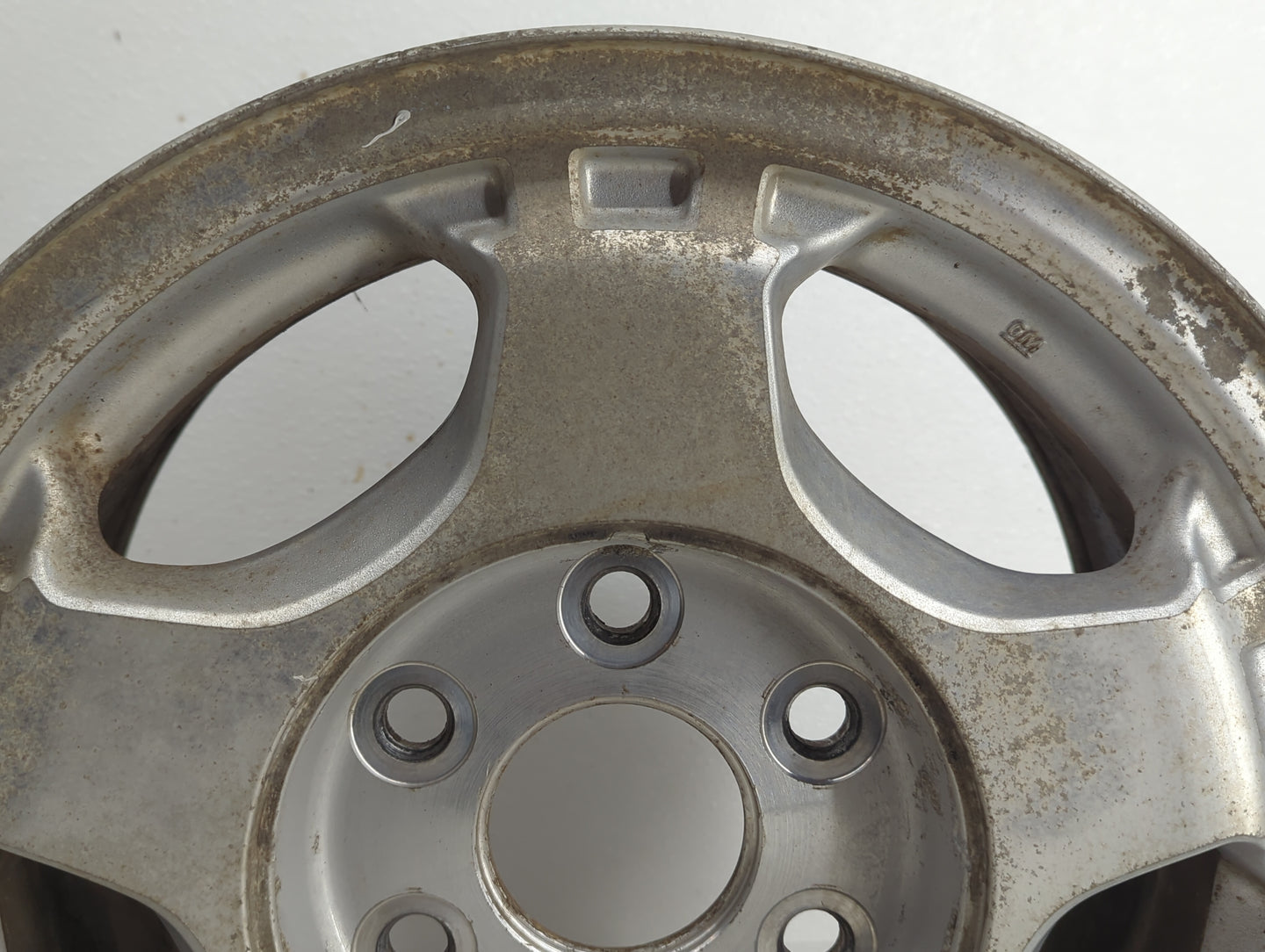 Chevrolet Silverado 1500 Pickup Oem Wheel Rim 837673 - Oemusedautoparts1.com