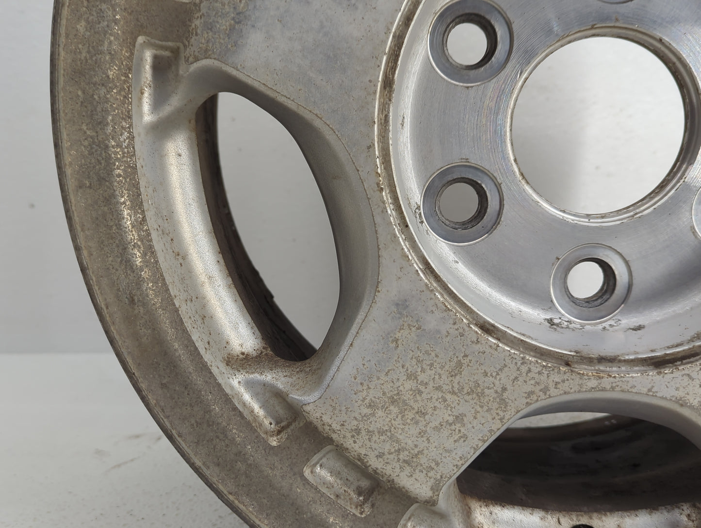 Chevrolet Silverado 1500 Pickup Oem Wheel Rim 837673 - Oemusedautoparts1.com
