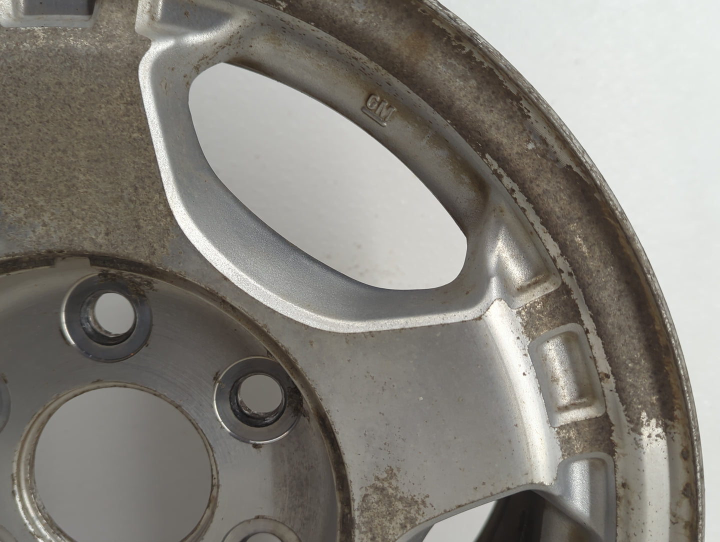 Chevrolet Silverado 1500 Pickup Oem Wheel Rim 837675 - Oemusedautoparts1.com